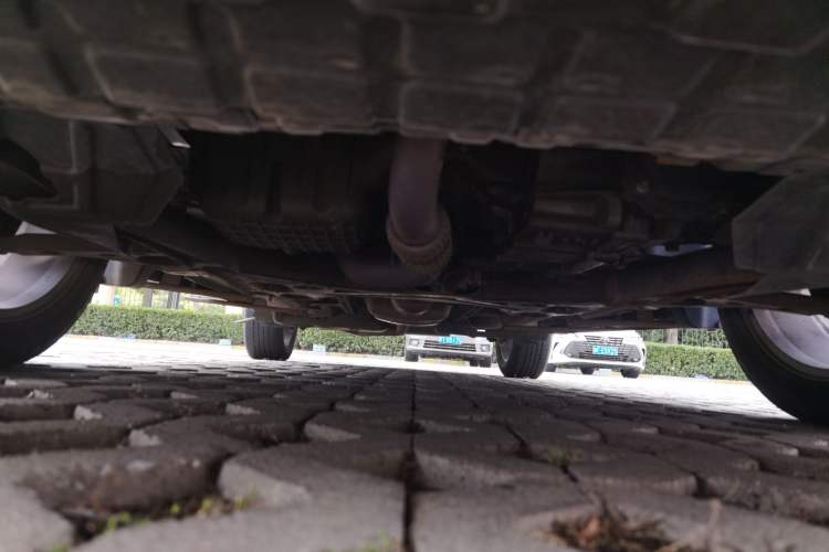 Used Buick Encore 2014 1.4T Automatic Two-Wheel Drive Urban Elite Model Chassis Front