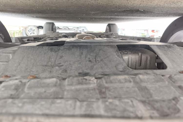 Used Buick Encore 2014 1.4T Automatic Two-Wheel Drive Urban Elite Model Chassis Front