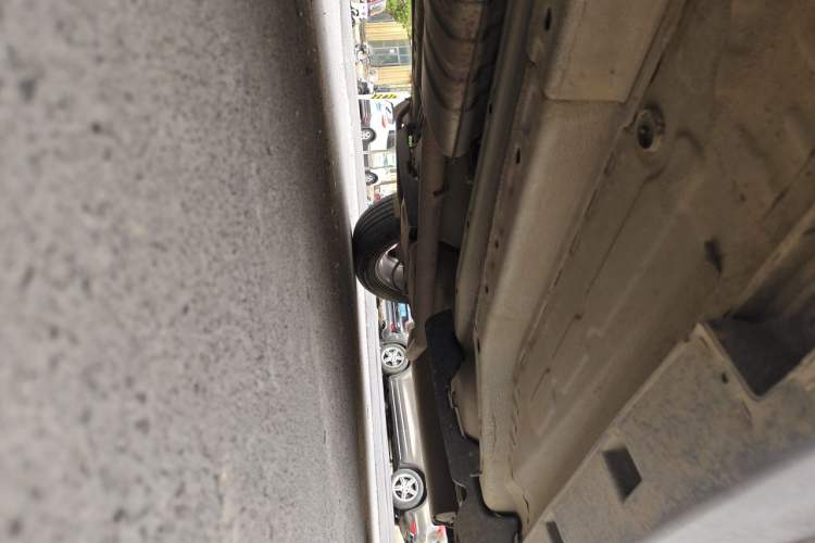 Used Buick Encore 2014 1.4T Manual Two-Wheel Drive Urban Advanced Model Chassis Front Left