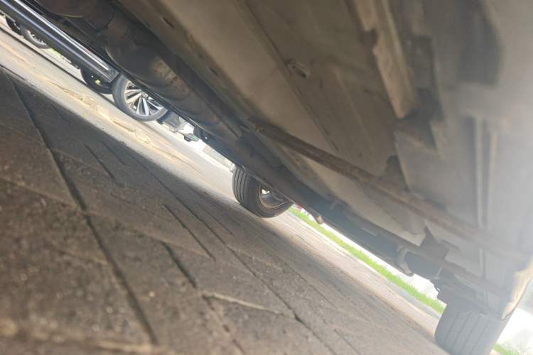 Used Buick Encore 2014 1.4T Automatic All-Wheel-Drive Flagship Edition Chassis Front Left