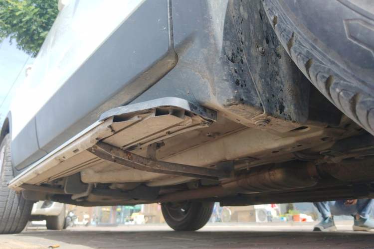 Used Buick Encore 2014 1.4T Manual Two-Wheel Drive Urban Advanced Model Chassis Front Right