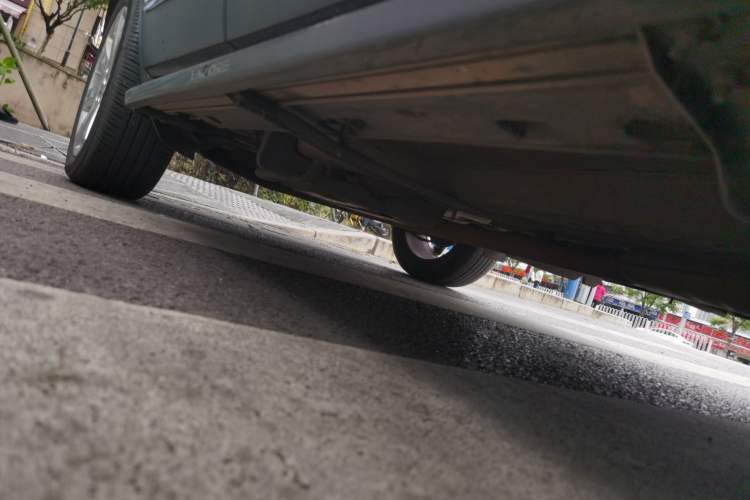 Used Buick Encore 2014 1.4T Automatic Two-Wheel Drive Urban Elite Model Chassis Front Right