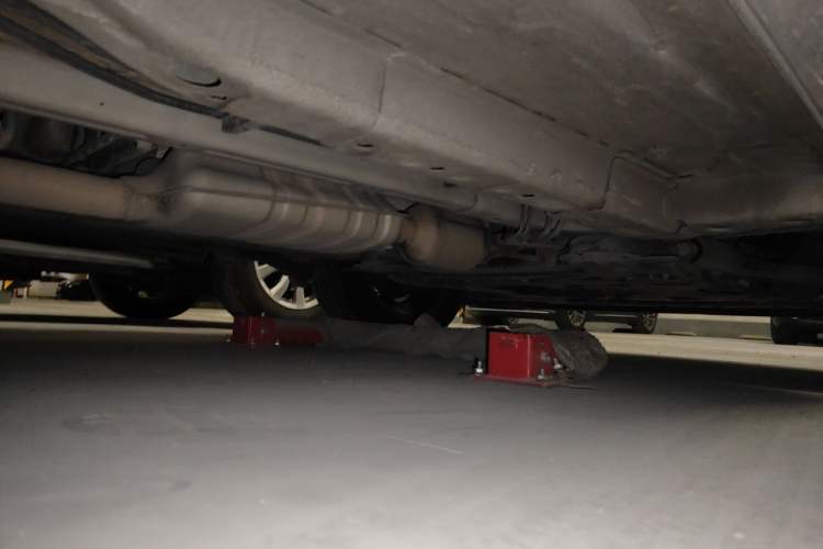 Used Buick Encore 2014 1.4T Automatic Two-Wheel Drive Urban Elite Model Chassis Front Right