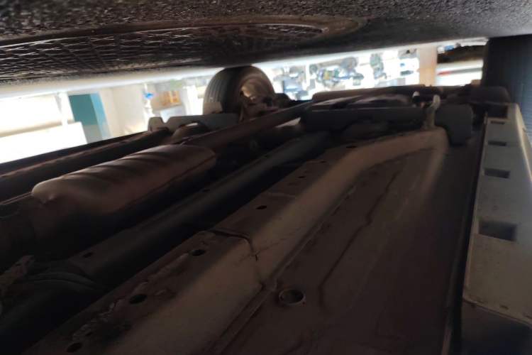 Used Buick Encore 2014 1.4T Manual Two-Wheel Drive Urban Advanced Model Chassis Front Right