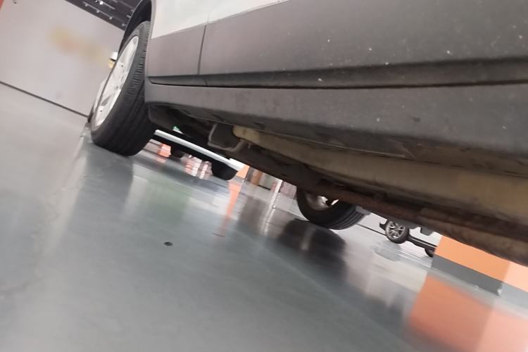 Used Buick Encore 2014 1.4T Automatic Two-Wheel Drive Urban Elite Model Chassis Front Right