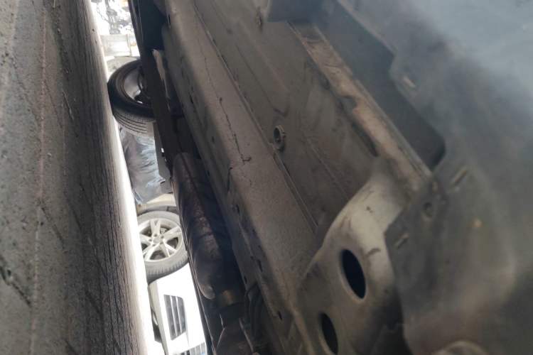 Used Buick Encore 2014 1.4T Automatic Two-Wheel Drive Urban Elite Model Chassis Front Right