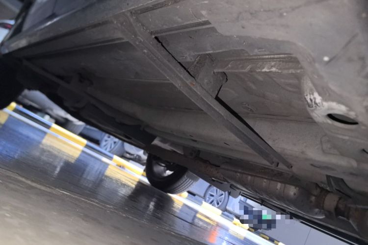 Used Buick Encore 2014 1.4T Automatic Two-Wheel Drive Urban Elite Model Chassis Front Right