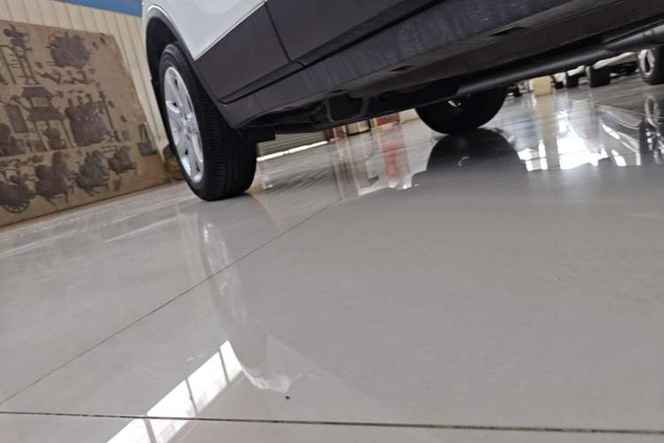 Used Buick Encore 2014 1.4T Automatic Two-Wheel Drive Urban Elite Model Chassis Front Right