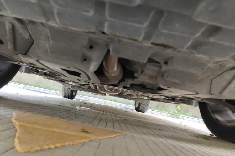 Used Buick Encore 2014 1.4T Automatic Two-Wheel Drive Urban Elite Model Chassis Front