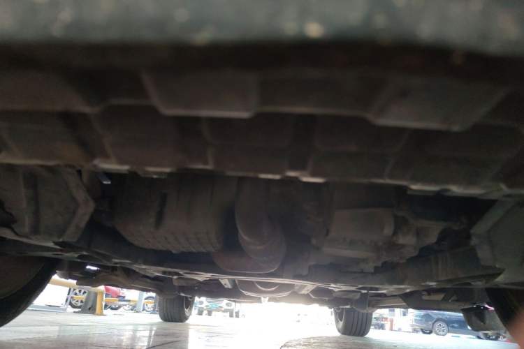 Used Buick Encore 2014 1.4T Automatic All-Wheel-Drive Flagship Edition Chassis Front