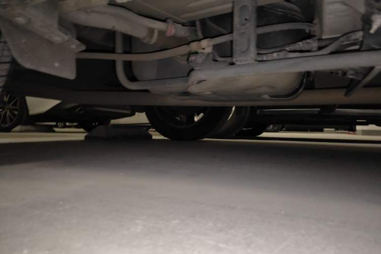 Used Buick Encore 2014 1.4T Automatic Two-Wheel Drive Urban Elite Model Chassis Rear Right