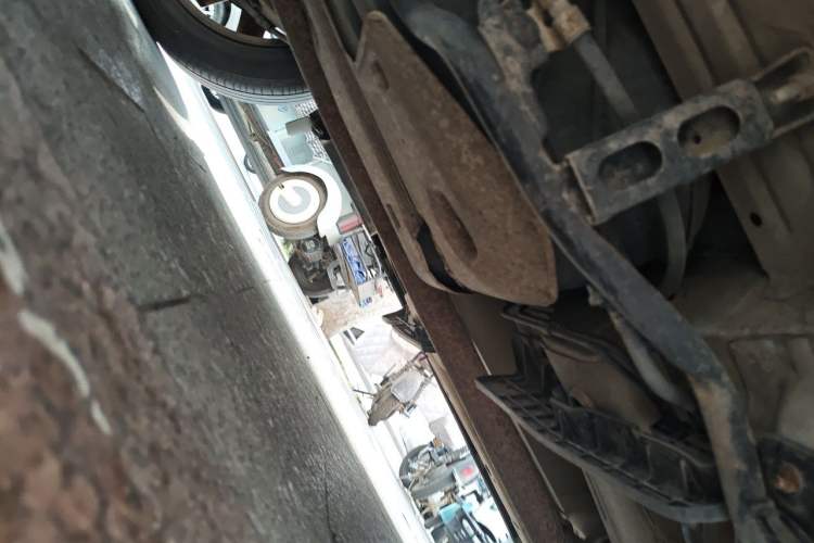 Used Buick Encore 2014 1.4T Automatic Two-Wheel Drive Urban Elite Model Chassis Rear Right