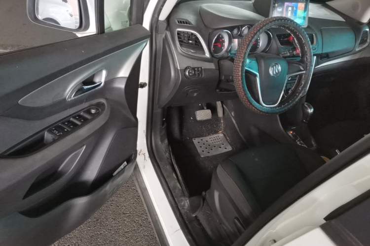 Used Buick Encore 2014 1.4T Automatic Two-Wheel Drive Urban Elite Model Driver Seat
