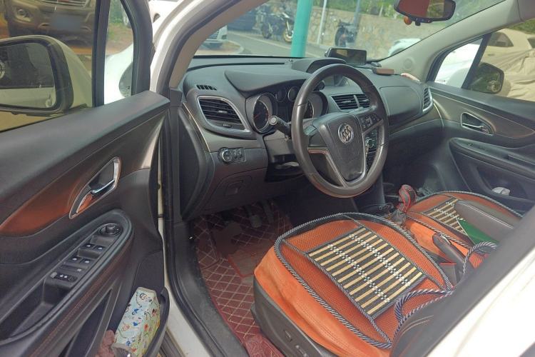 Used Buick Encore 2014 1.4T Manual Two-Wheel Drive Urban Sport Model Driver Seat
