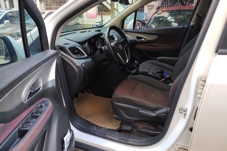 Used Buick Encore 2014 1.4T Manual Two-Wheel Drive Urban Advanced Model Driver Seat