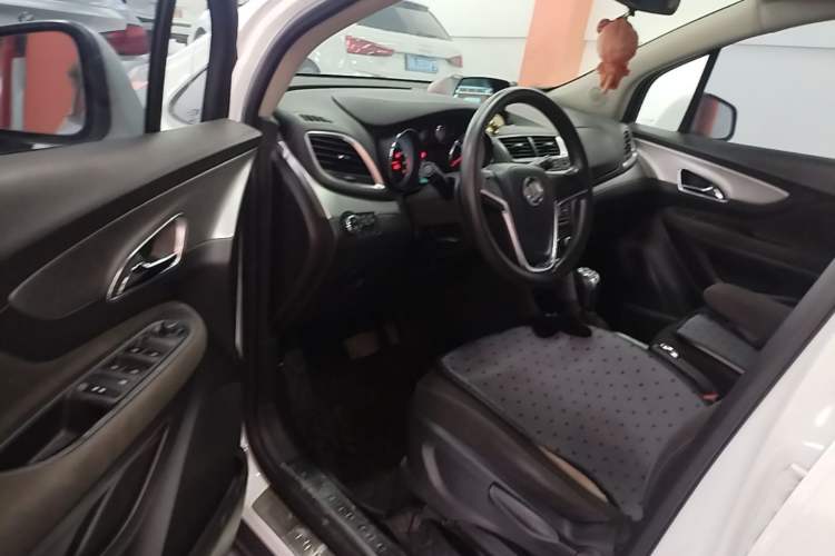 Used Buick Encore 2014 1.4T Automatic Two-Wheel Drive Urban Elite Model Driver Seat