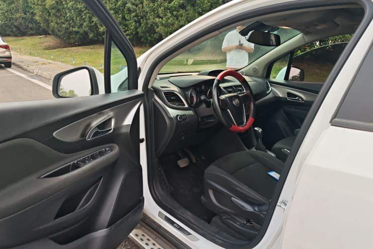 Used Buick Encore 2014 1.4T Automatic Two-Wheel Drive Urban Elite Model Driver Seat