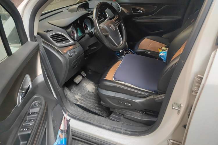Used Buick Encore 2014 1.4T Automatic All-Wheel-Drive Flagship Edition Driver Seat
