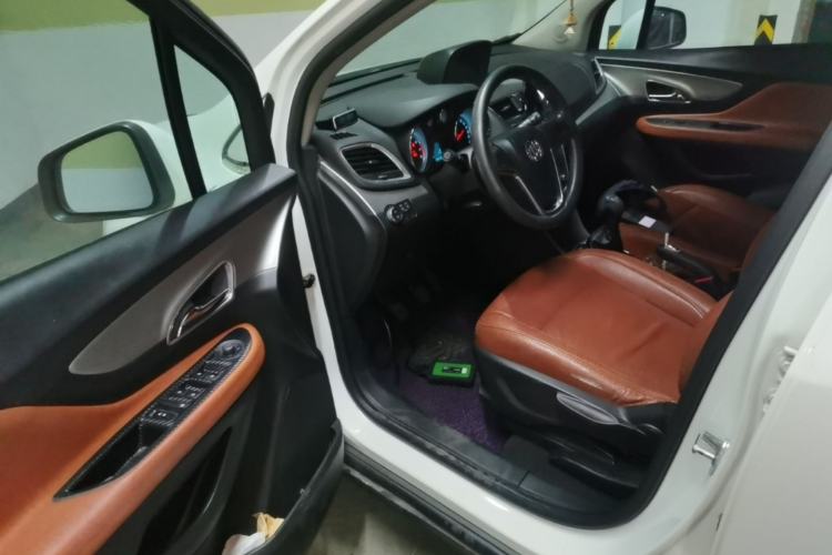 Used Buick Encore 2014 1.4T Manual Two-Wheel Drive Urban Advanced Model Driver Seat