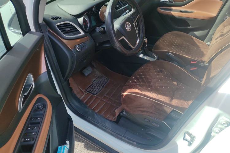 Used Buick Encore 2014 1.4T Automatic All-Wheel-Drive Flagship Edition Driver Seat