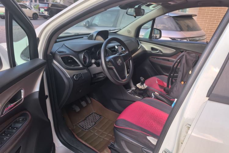 Used Buick Encore 2014 1.4T Manual Two-Wheel Drive Urban Advanced Model Driver Seat
