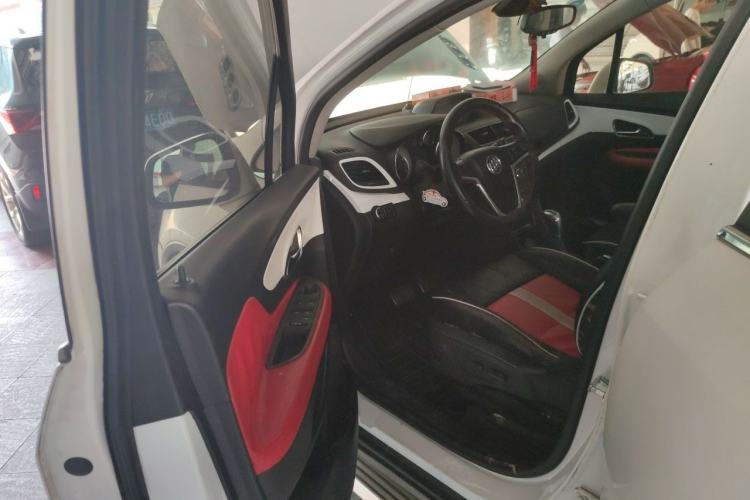 Used Buick Encore 2014 1.4T Automatic All-Wheel-Drive Flagship Edition Driver Seat