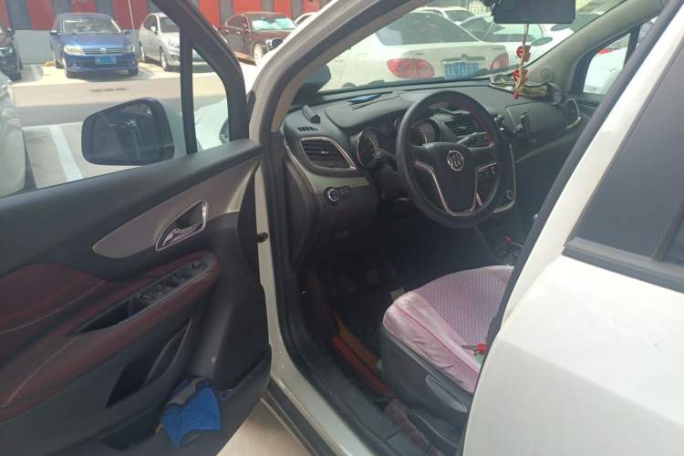 Used Buick Encore 2014 1.4T Manual Two-Wheel Drive Urban Advanced Model Driver Seat