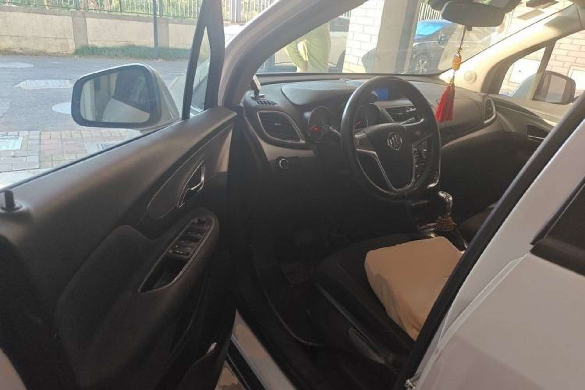 Used Buick Encore 2014 1.4T Automatic Two-Wheel Drive Urban Elite Model Driver Seat