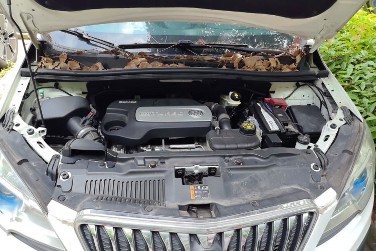 Used Buick Encore 2014 1.4T Automatic Two-Wheel Drive Urban Elite Model Engine Bay