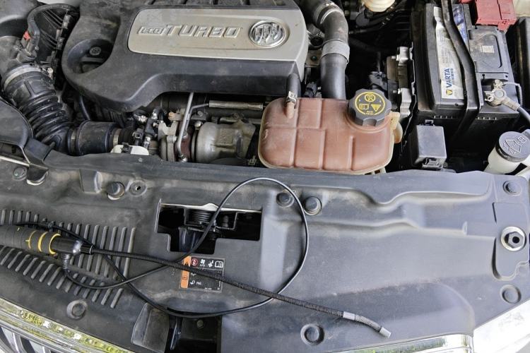 Used Buick Encore 2014 1.4T Automatic Two-Wheel Drive Urban Elite Model Engine Bay