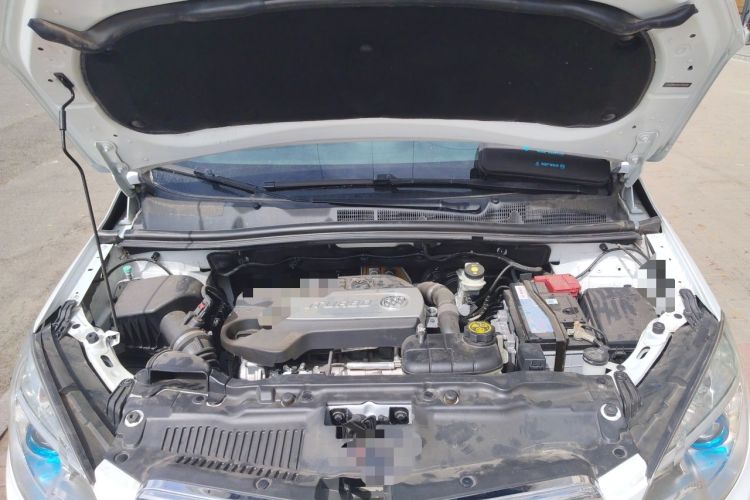Used Buick Encore 2014 1.4T Manual Two-Wheel Drive Urban Advanced Model Engine Bay