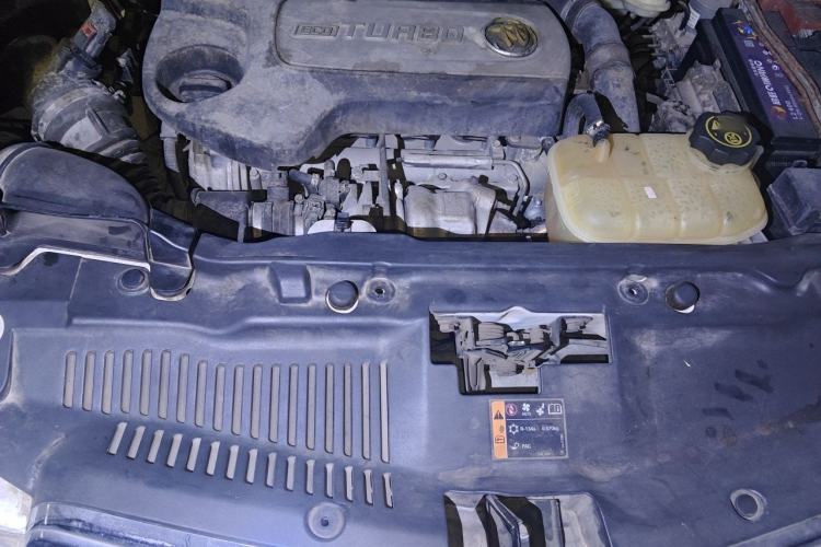 Used Buick Encore 2014 1.4T Automatic Two-Wheel Drive Urban Elite Model Engine Bay