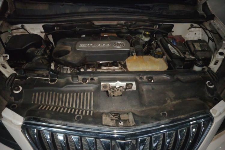 Used Buick Encore 2014 1.4T Manual Two-Wheel Drive Urban Sport Model Engine Bay