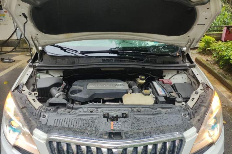 Used Buick Encore 2014 1.4T Automatic Two-Wheel Drive Urban Elite Model Engine Bay