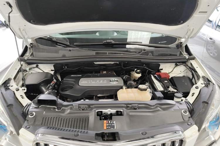 Used Buick Encore 2014 1.4T Automatic Two-Wheel Drive Urban Elite Model Engine Bay
