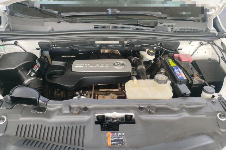 Used Buick Encore 2014 1.4T Automatic Two-Wheel Drive Urban Elite Model Engine Bay
