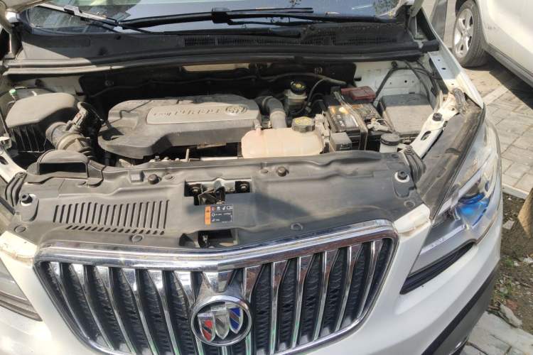 Used Buick Encore 2014 1.4T Automatic Two-Wheel Drive Urban Elite Model Engine Bay Left