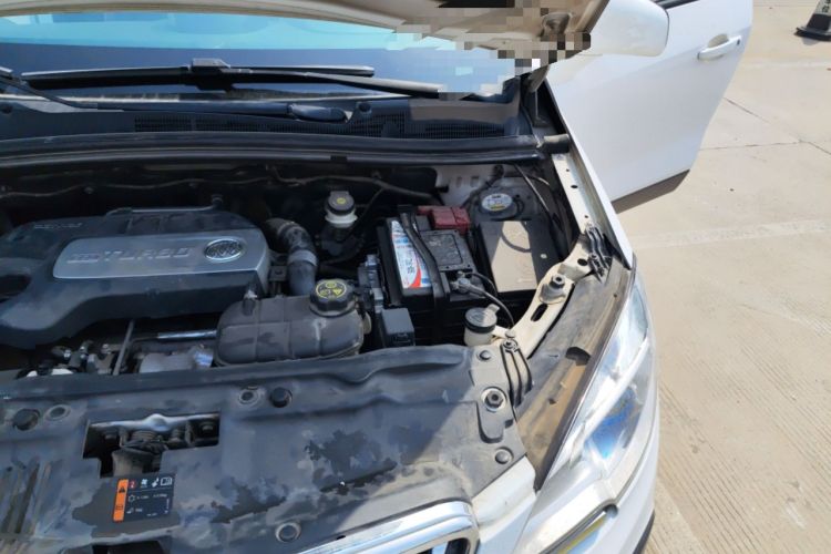 Used Buick Encore 2014 1.4T Automatic Two-Wheel Drive Urban Elite Model Engine Bay Left