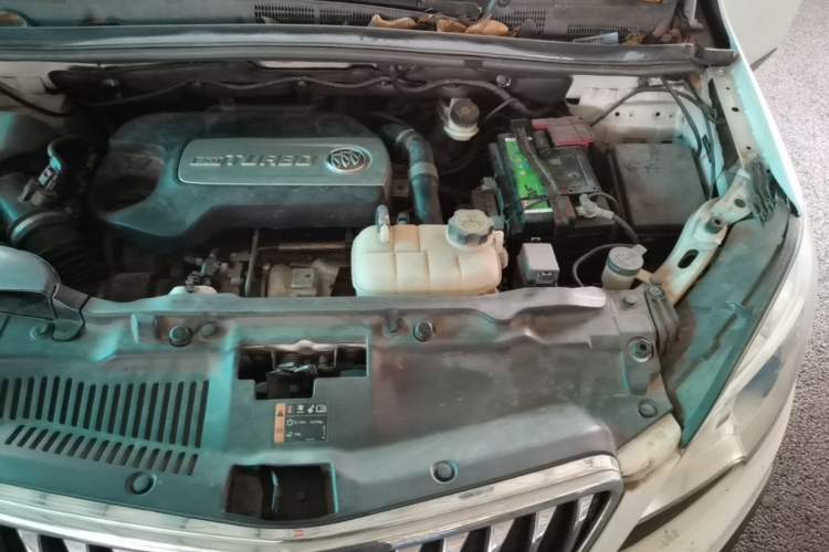 Used Buick Encore 2014 1.4T Automatic Two-Wheel Drive Urban Elite Model Engine Bay Left