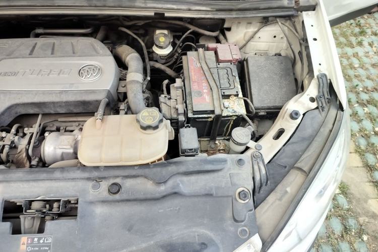 Used Buick Encore 2014 1.4T Automatic Two-Wheel Drive Urban Elite Model Engine Bay Left