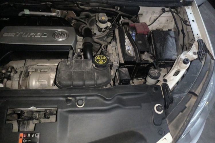 Used Buick Encore 2014 1.4T Automatic Two-Wheel Drive Urban Elite Model Engine Bay Left