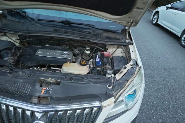 Used Buick Encore 2014 1.4T Automatic Two-Wheel Drive Urban Elite Model Engine Bay Left