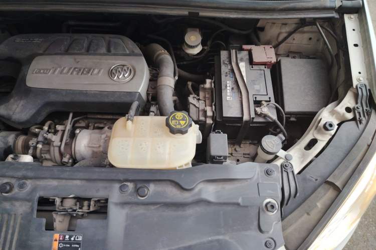 Used Buick Encore 2014 1.4T Automatic Two-Wheel Drive Urban Leading Model Engine Bay Left