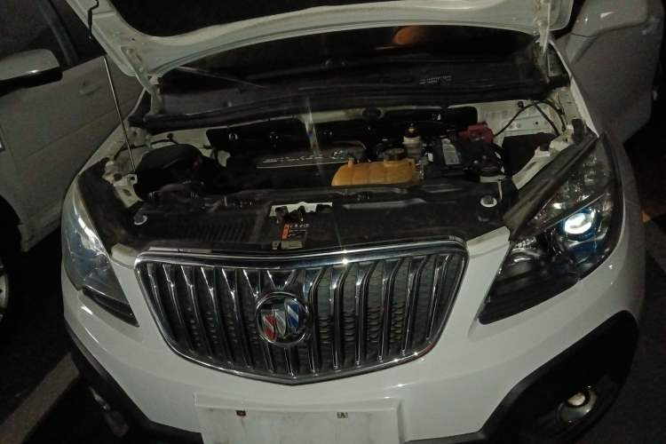 Used Buick Encore 2014 1.4T Automatic Two-Wheel Drive Urban Elite Model Engine Bay