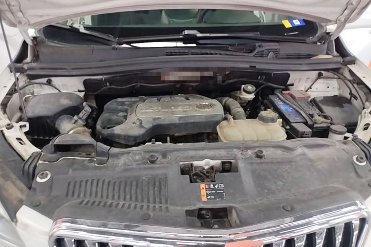 Used Buick Encore 2014 1.4T Automatic Two-Wheel Drive Urban Elite Model Engine Bay