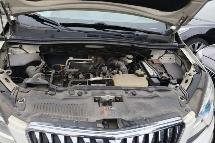 Used Buick Encore 2014 1.4T Automatic Two-Wheel Drive Urban Elite Model Engine Bay