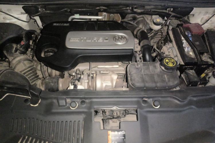 Used Buick Encore 2014 1.4T Automatic Two-Wheel Drive Urban Elite Model Engine Bay
