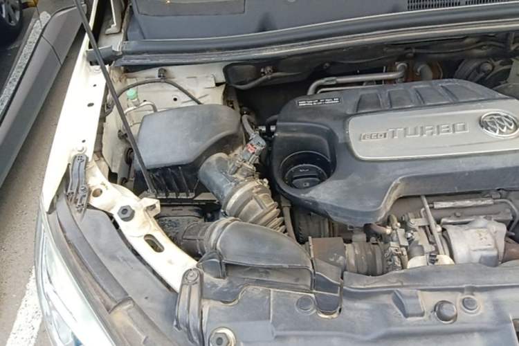 Used Buick Encore 2014 1.4T Automatic Two-Wheel Drive Urban Elite Model Engine Bay Right