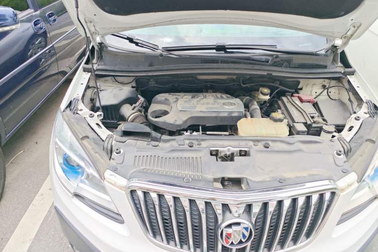 Used Buick Encore 2014 1.4T Automatic Two-Wheel Drive Urban Elite Model Engine Bay Right