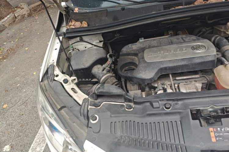 Used Buick Encore 2014 1.4T Automatic Two-Wheel Drive Urban Leading Model Engine Bay Right